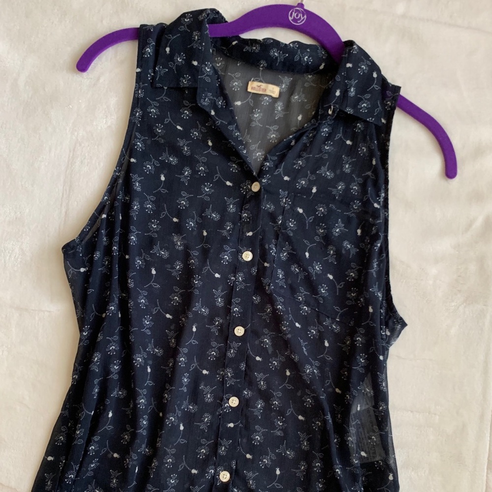 Tops button “Hollister”
